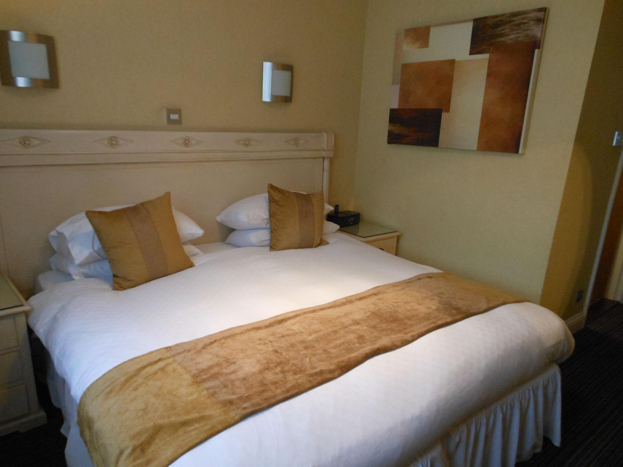 The Inn Hotel Bar And Restaurant Saint Helier Jersey Eksteriør bilde