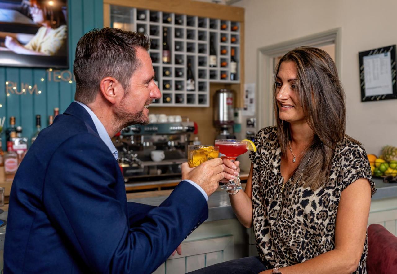 The Inn Hotel Bar And Restaurant Saint Helier Jersey Eksteriør bilde