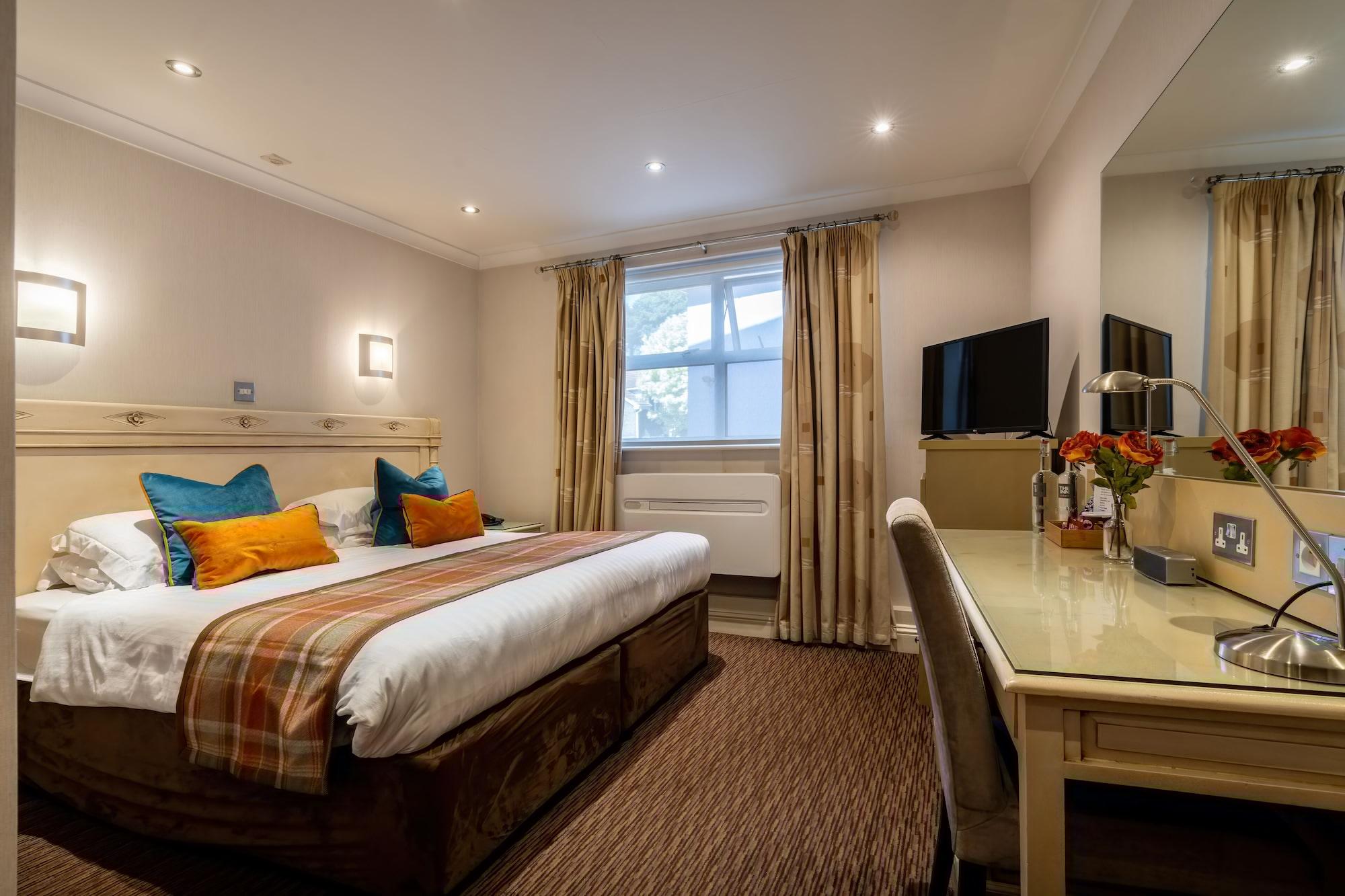 The Inn Hotel Bar And Restaurant Saint Helier Jersey Eksteriør bilde