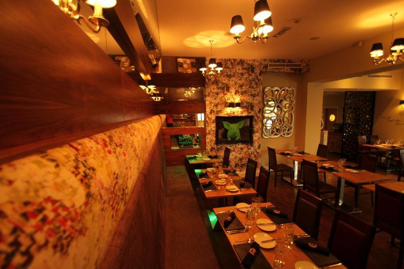 The Inn Hotel Bar And Restaurant Saint Helier Jersey Eksteriør bilde